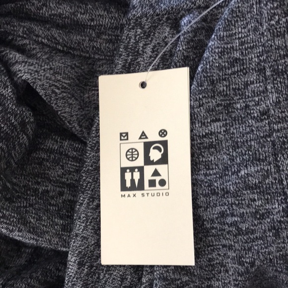 Super comfy top by Max Studio NWT - Picture 6 of 7